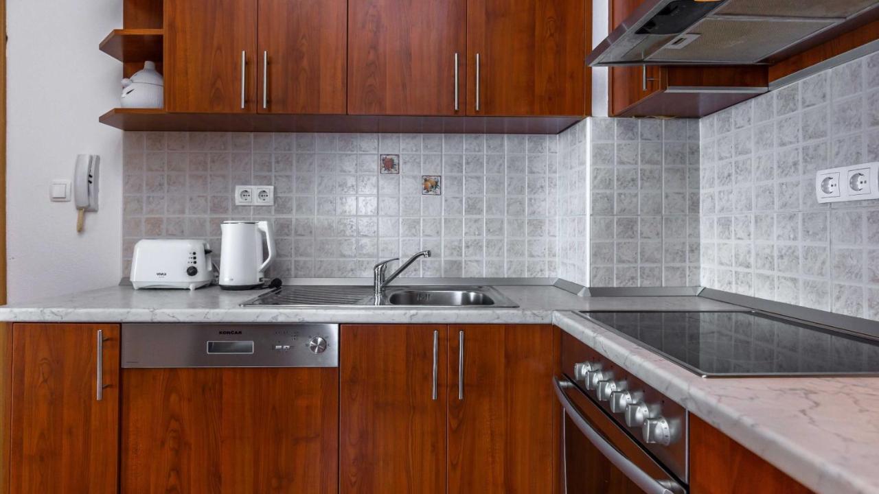 Apartments Lana Makarska Eksteriør billede
